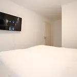 Siegfried 10 Apartment